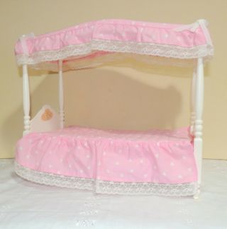 1982 Vintage Barbie Dream House Canopy Bed With Canopy Cover,  Bedspread And Sheet