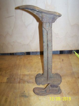 Antique Cast Iron Cobbler Last Shoe Repair Stand W/2 Feet