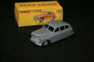Dinky Toys Meccano England Yr 1954 No153 Rare Vanguard Saloon In Very Good Cond
