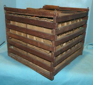 Vintage Humpty Dumpty Wooden Egg Crate W/wooden Handle,  Gummer Co.  Michigan