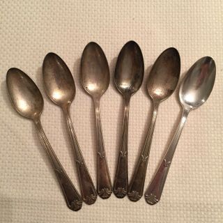 6 Fidelis Silverplate Teaspoons Wm Rogers Mfg Co.  Is 1933 Flatware Vintage Spoon