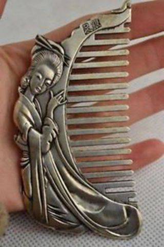 Old Collectibles Decorated Handwork Miao Silver Carving Belle Noble Rare Combs
