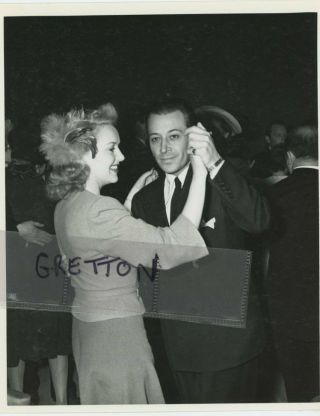 Lovely Betty Grable Dancing With George Raft Rare Candid Photo