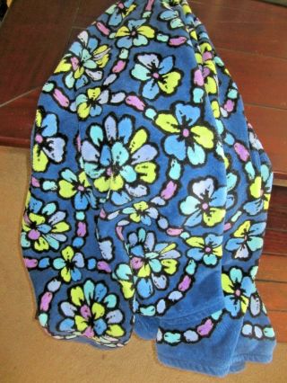 Vera Bradley Throw Fleece Blanket Indigo Blue Flower Retired Pattern Rare Find