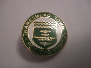 Rare Old Non - League Thamesmead Town Football Club Enamel Brooch Pin Badge