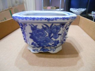 Antique Asian Blue White Floral Porcelain Planter