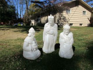 Rare Vintage General Foam Blow Mold Nativity 3 Wise Men - White,  Matte,  Marble