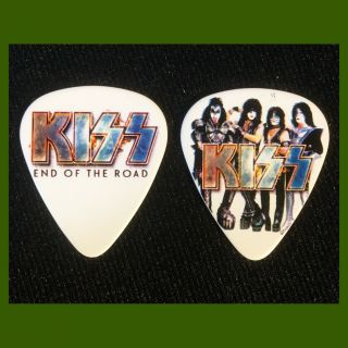 2 Rare Kiss Paul Stanley Guitar Picks End Of The Road Tour 2019 Audience Caught