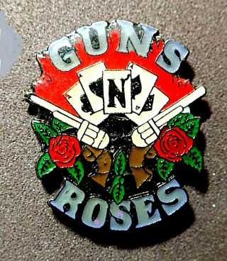 Rare Vintage Guns & Roses Rock & Roll Artists Group Music Pin Badge ^^^