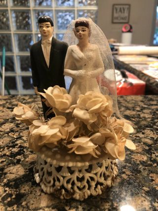 Vintage Bride And Groom Wedding Cake Toppers
