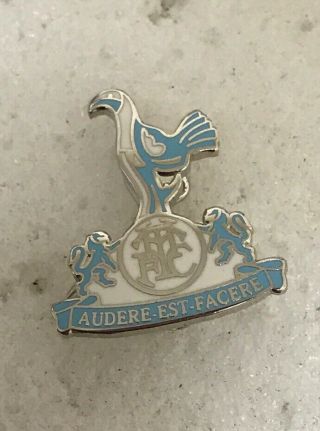 Tottenham Spurs Supporter Enamel Badge - Very Rare Blue & White Crest Design