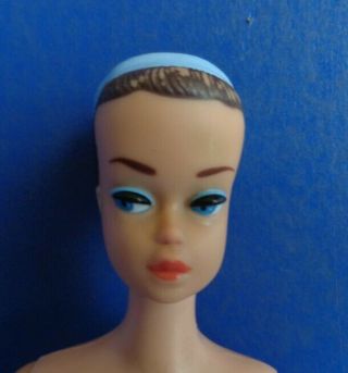 VINTAGE BARBIE FASHION QUEEN DOLL WITH WIGS 3