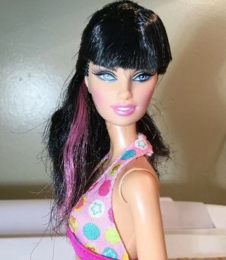 Rare Barbie Muse Top Model Lara Face Black Hair Bangs Pink Streaks Htf Bikini