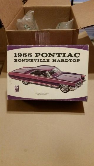 Vintage 1/25 Scale Mpc 1966 Pontiac Bonneville Model Car Empty Box