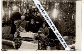 1920 - S Little Baby Post Mortem Open Small White Coffin Antique Photo