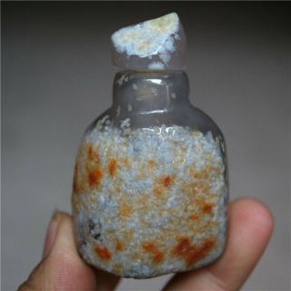 China Exquisite Hand - Carved Natural Nodules Agate Snuff Bottle