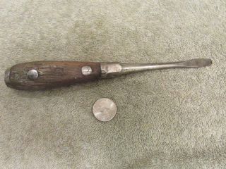 ANTIQUE RYAN ' S HARD WOOD HANDLE SCREWDRIVER MADE IN U.  S.  A. 2