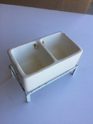 Dollhouse Vintage Kitchen Porcelain Sink