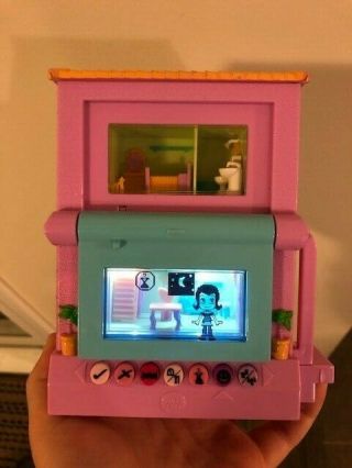 Rare 2006 Mattel Pixel Chix Two Story House Rooftop Pool Interactive Pet
