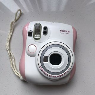 Fuji Fujifilm Instax Mini 25 Camera Instant Rare Pink White Closeup Lens Japan
