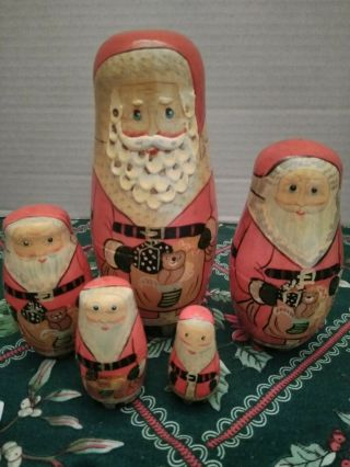 Pre - Owned Vintage Wooden Nesting Santa Claus Dolls Set Of 5