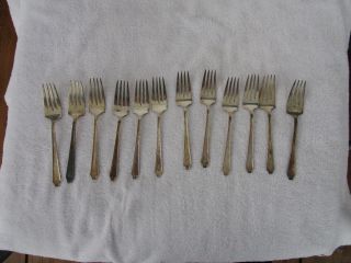 Vintage,  12 Piece [1847 Rogers Bros.  Is] Silverplate Fork Set