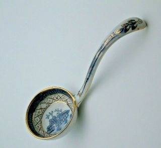 Antique Booths Real Old Willow Blue & White Small Tureen Ladle - Perfect