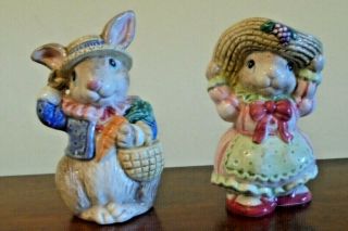 Rare Vintage Ff Fitz And Floyd Bunny Rabbit Salt And Pepper Shakers.  1992