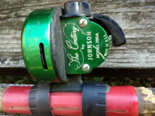 Vintage " The Century " By Johnson Model 100a Spincasting Reel
