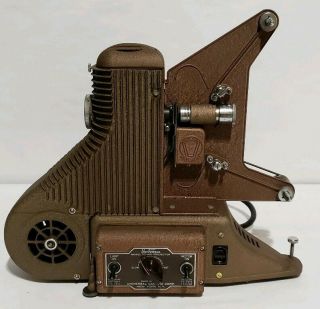 Antique Vintage 8mm Universal Camera Corp.  Model Pc - 500 Movie Projector