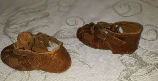 ANTIQUE BROWN SOFT LEATHER CUT OUT DOLL SHOES BISQUE DOLL $16.  66 2