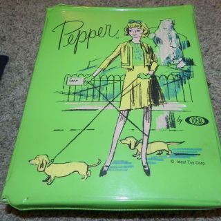 01963 Vintage 1960 ' s Ideal Green Pepper Doll Carrying Case Tammy ' s Sister 2