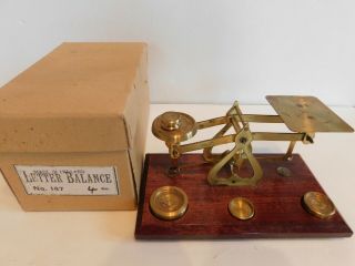 Antique English Brass Scale No.  147 Wood Base 4 Weights & Box