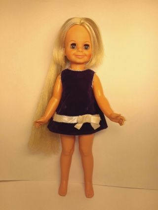 Vintage 1971 Ideal Velvet Doll Crissy Family 15 "