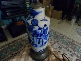 Vintage CHINESE BLUE & WHITE PORCELAIN Ceramic/Brass TABLE LAMP Mid Century VG 3