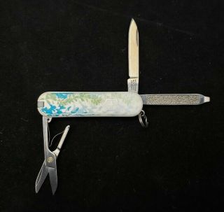 Victorinox Classic Sd Swiss Army Knife / Breeze Of Nature / Rare