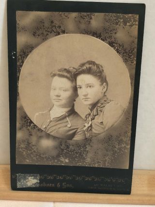 1860 - 1890 Antique Cdv Photo Of Women Sisters By Photographer In Des Moines Iowa