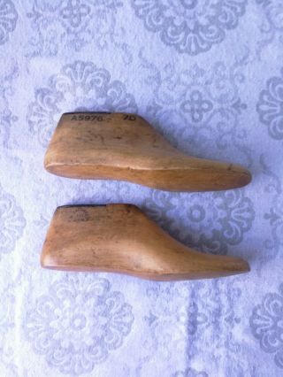 Vintage Wooden Shoe Last Form Mold Size 7d T.  W.  Gardiner Wood Lasts 26