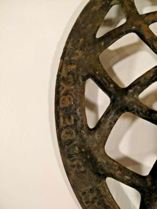 Antique Century Electric Cast Iron Ceiling Fan Motor Lattice Top 3