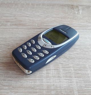 ≣ Old Nokia 3310 Vintage Rare Phone