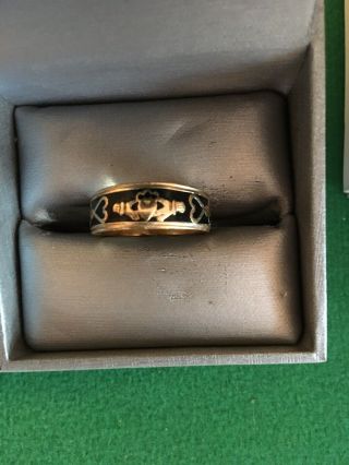 Claddagh Rare Two Tone Green And Gold Men Wedding Band 10k