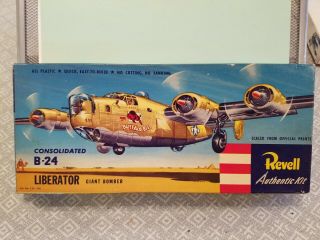 Vintage 1954 Revell H - 218:98 Consolidated B - 24 Liberator Bomber 1:96 Scale Rare