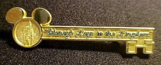 Rare Walt Disney World Keys To The Kingdom Guided Tour Participant Gift Pin