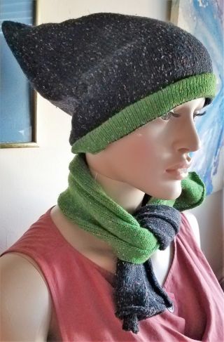 Rare Connie Cashmere Of England Set: Knit Wool Hat / Scarf In Black Multi /green