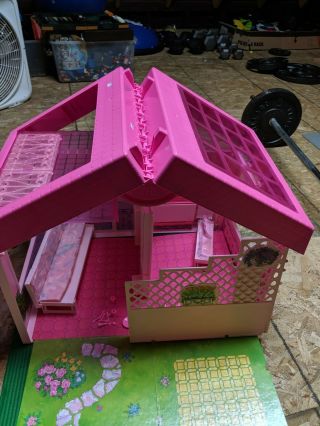 Vtg 1992 Barbie Fold N Fun House: Fold Out Hinged Walls Case