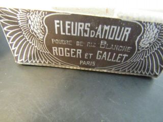 1950 ' S FLEURS d ' AMOUR POWDER ROGER & GALLET PARIS R LALIQUE M.  I.  BOX RARE 2