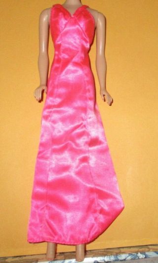Vintage 1976 Mattel Superstar Barbie Doll 9720 " Pink Gown "