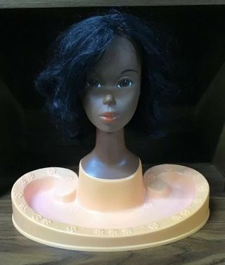 Vintage 1971 Mattel Barbie Styling Head African American