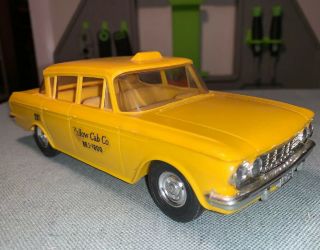 Vintage Promo 1962 Amc Rambler 400 4 - Door Taxi Cab Yellow Cab Co 1/25