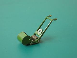 Britains Miniature Garden - Lawnmower - Rare Pre - War Lead
